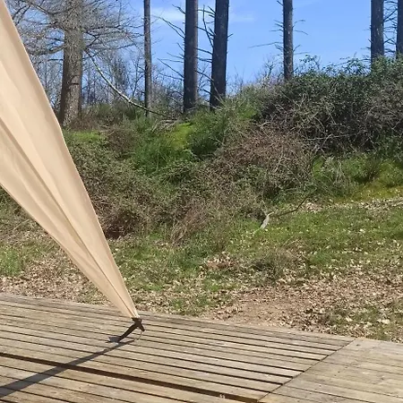 Lüks kamp alanı Eco Ceiba Busque